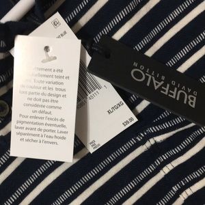 New With Tags Short Sleeve Shirt (Men’s Size XL)